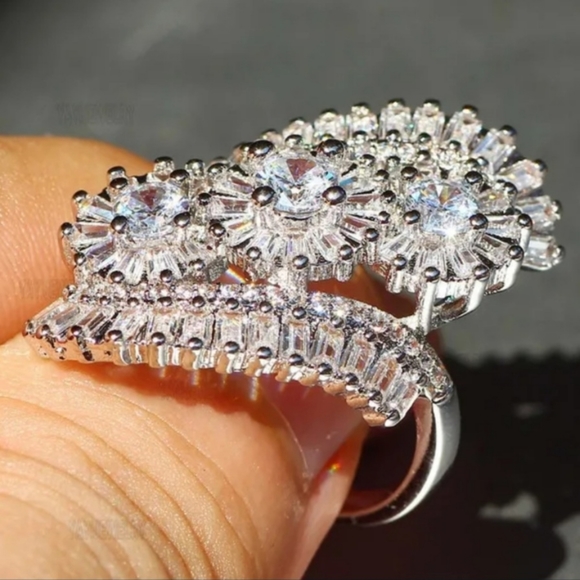 Super Shiney! New Sterling Silver Sapphire Diamond Ring - Picture 4 of 4